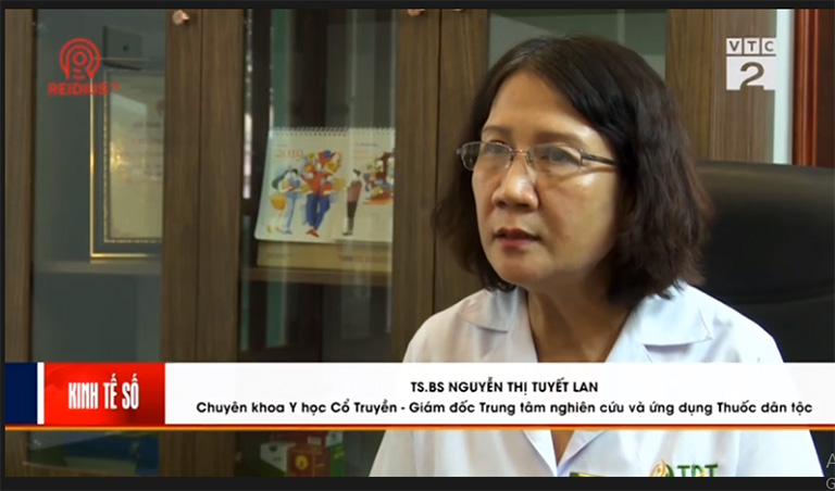 Bác sĩ Tuyết Lan trả lời phóng viên của VTC2