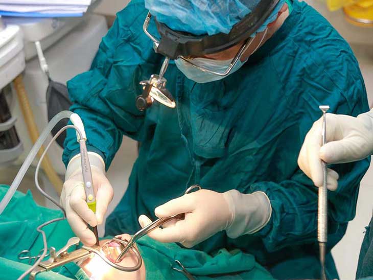 Viêm amidan có thể tái phát khi thực hiện cắt amidan phẫu thuật không triệt để
