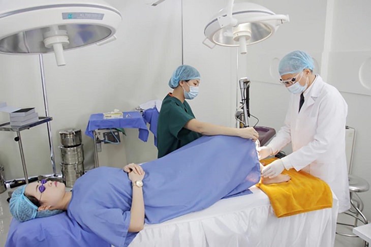 Viêm cổ tử cung nặng có thể cần áp dụng thủ thuật ngoại khoa