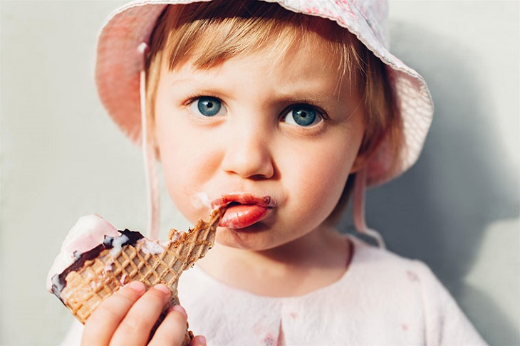 Viêm họng uống nước đá, ăn kem khiến bệnh thêm trầm trọng