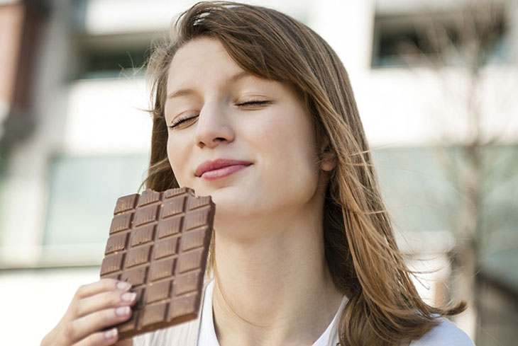 Ăn socola giúp làm giảm mỡ máu nếu ăn đúng cách
