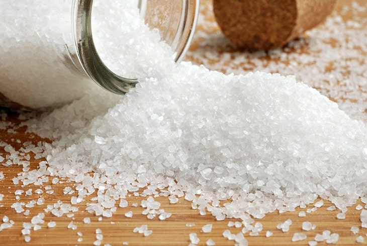 Tắm muối Epsom giúp cơ thể loại bỏ các độc tố