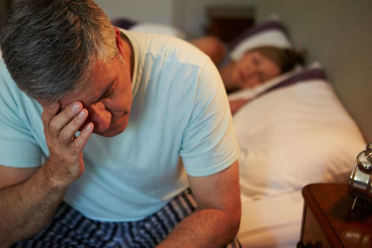 Người già bị mất ngủ nên uống thuốc gì? Top 9+ thuốc giúp người già dễ ngủ, an giấc