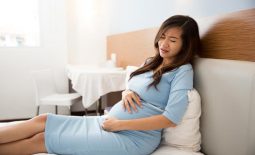 đau dạ dày khi mang thai nên ăn gì là câu hỏi thắc mắc của nhiều mẹ bầu hiện nay