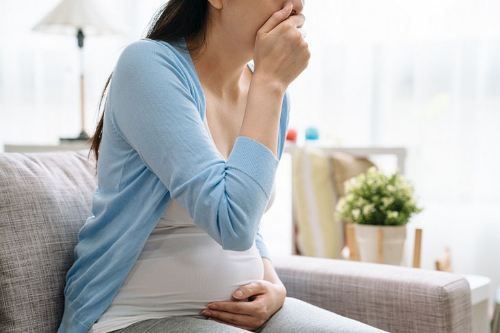 Viêm họng khi mang thai - bệnh lý hô hấp phổ biến ở bà bầu