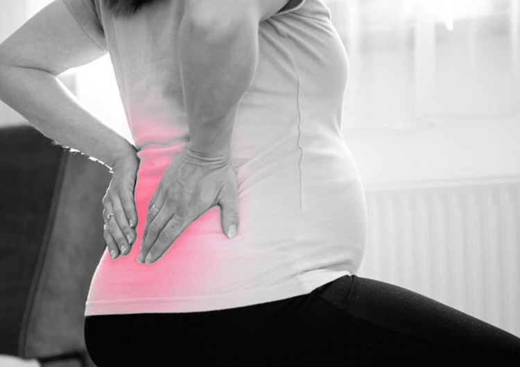 Phụ nữ mang thai là đối tượng chống chỉ định điều trị thoát vị đĩa đệm bằng laser