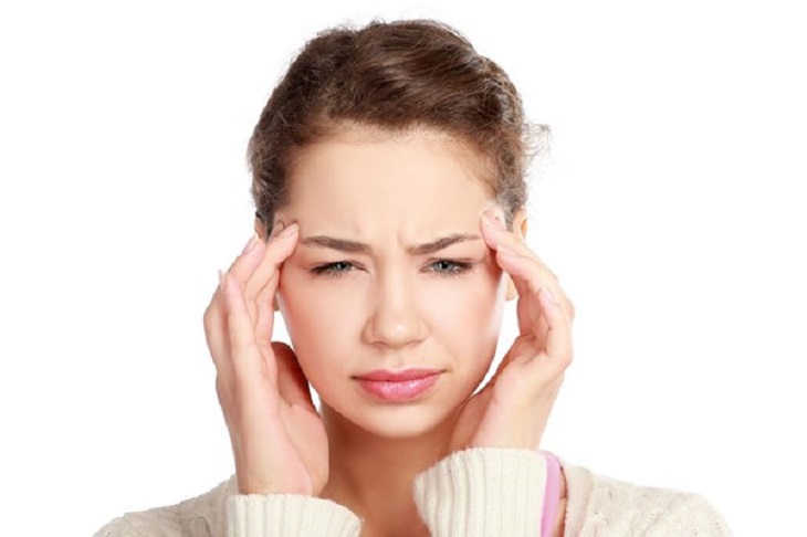 Căng thẳng là một trong những nguyên nhân phổ biến gây ra tình trạng đau đầu sau sinh