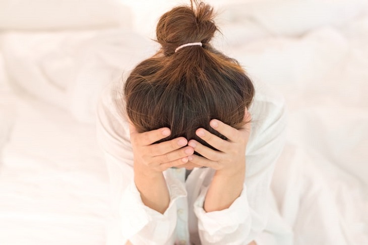 Những nguyên nhân phổ biến gây ra tình trạng đau đầu ban đêm 