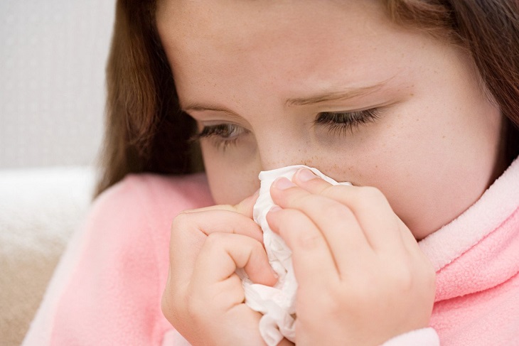 Viêm xoang cấp ở trẻ em là bệnh lý hô hấp xảy ra ở trẻ em khi bị nhiễm trùng hệ thống xoang