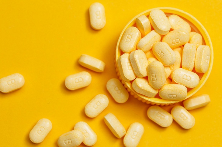 Người bệnh có thể chỉ cần dùng viên uống canxi nano, vitamin B… để chữa chuột rút