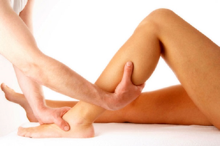 Người bệnh nên thực hiện các động tác kéo căng phần cơ ở bắp chân