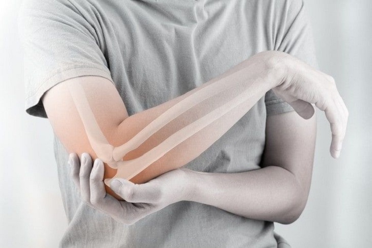 Trật khớp tay là chấn thương khá nguy hiểm, dễ để lại di chứng