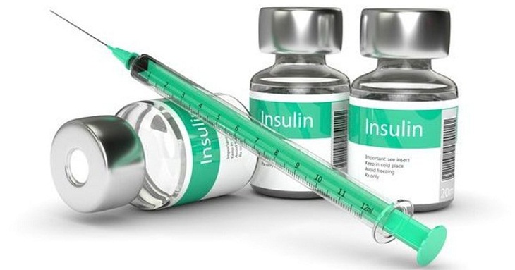 Tiêm insulin cho bệnh nhân bị đái tháo đường