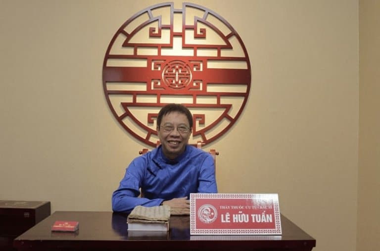 Bác sĩ Lê Hữu Tuấn - cố vấn chuyên môn Nhất Nam Y Viện