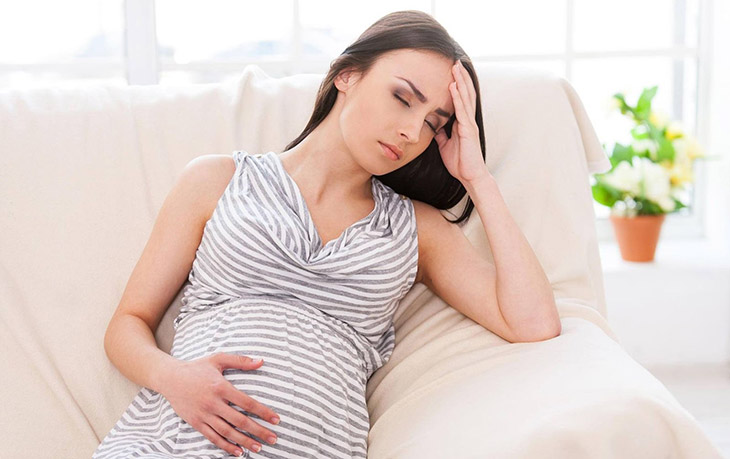 Vỡ tử cung khiến mẹ bầu đau bụng dữ dội