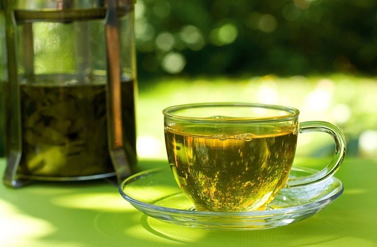 Bệnh nhân bị vảy nến có thể tích cực sử dụng trà xanh