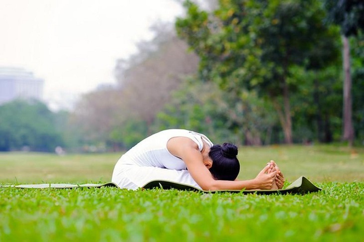 Bài tập yoga số 7 - Tư thế gập bụng