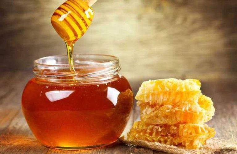 Mật ong giúp cải thiện tình trạng dị ứng da