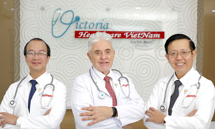 Các bác sĩ ở phòng khám quốc tế Victoria Healthcare 