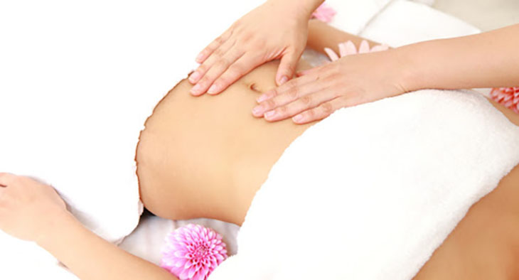 Massage vùng bụng giảm đau dạ dày hiệu quả