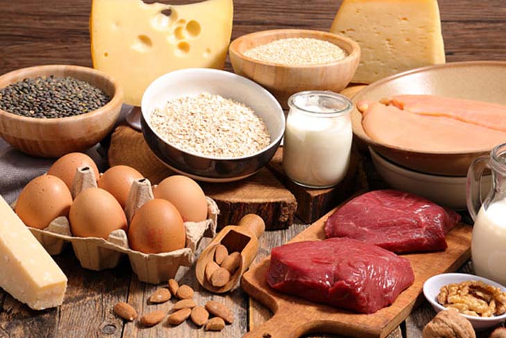 người bệnh cũng cần bổ sung đủ protein để cải thiện sức khỏe.