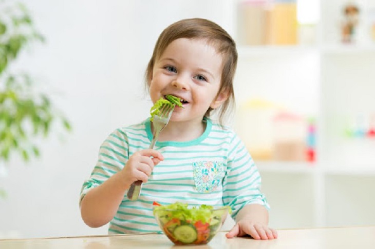 Trẻ bị viêm toàn bộ niêm mạc cần phải ăn uống hợp lý