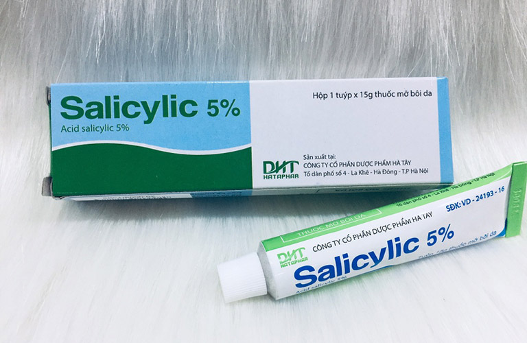 Bác sĩ có thể chỉ định người bệnh dùng thuốc bôi vảy nến á sừng chứa salicylic