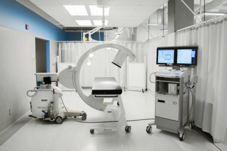 Bệnh viện Ung Bướu cơ sở 2 trang bị đầy đủ các trang thiết bị y khoa hiện đại, chất lượng tốt.