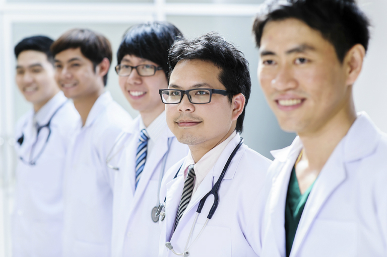 Các bác sĩ của phòng khám Đa khoa Phước Sơn có nhiều năm kinh nghiệm trong công tác khám và điều trị bệnh.