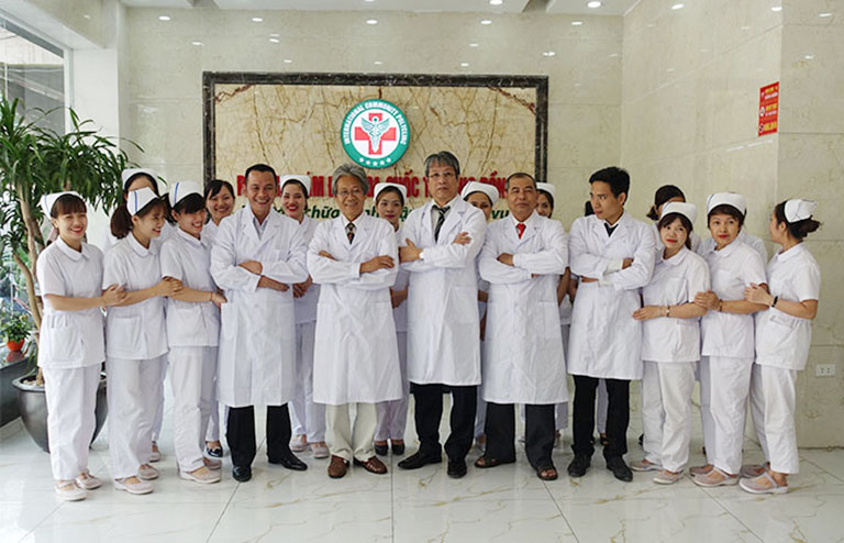 đội ngũ bác sĩ phòng khám đa khoa quốc tế cộng đồng hà nội